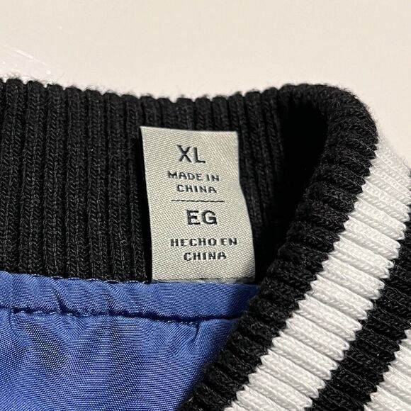 Levi's Varsity Bomber Jacket XL Soft Shell Women's Blue NWT $180 - Picture 7 of 13